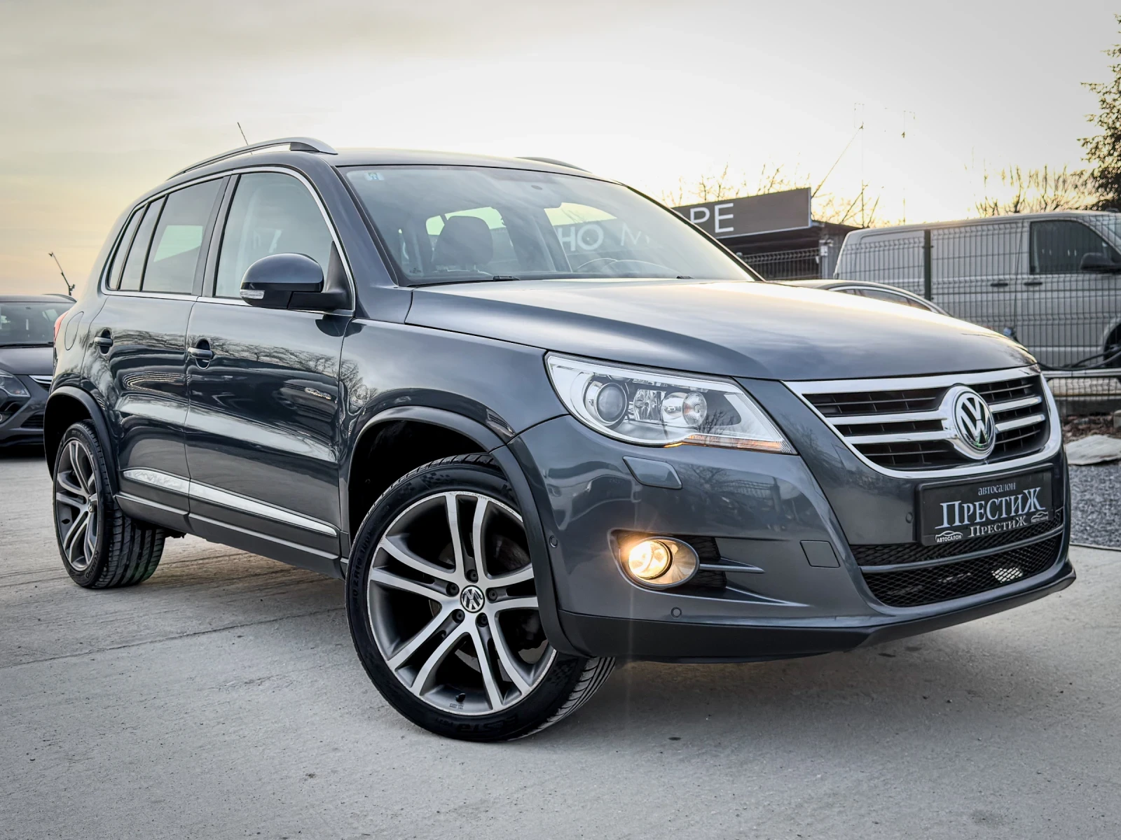 VW Tiguan 2.0TDI - DSG - 4x4 -  TRACK & AVENUE - DYNAUDIO - изображение 3