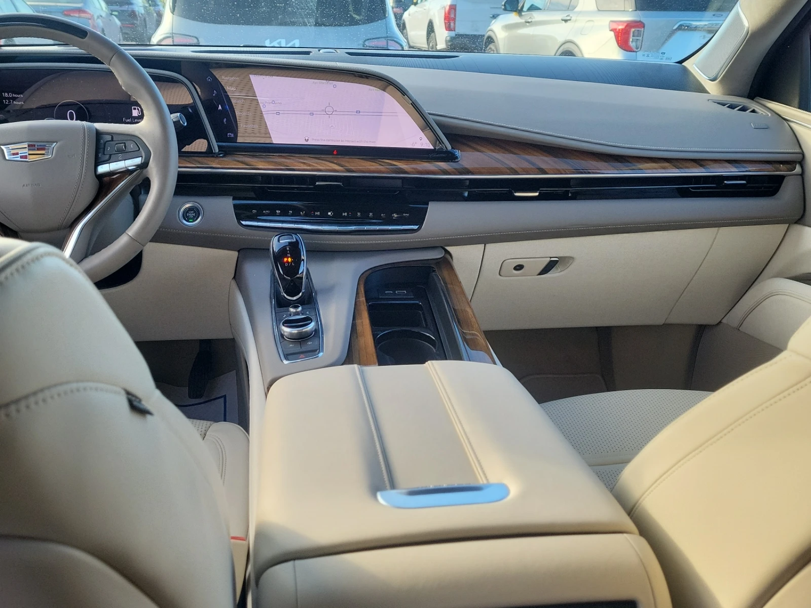 Cadillac Escalade 4WD SPORT PLATINUM, снимка 6 - Автомобили и джипове - 53746348