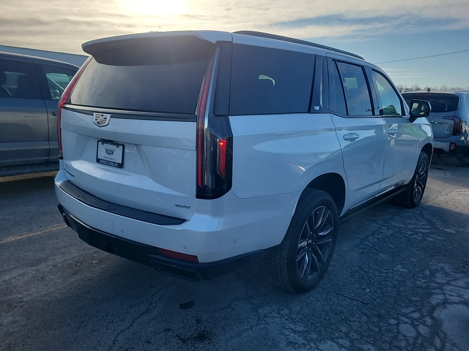 Cadillac Escalade 4WD SPORT PLATINUM, снимка 3 - Автомобили и джипове - 53746348