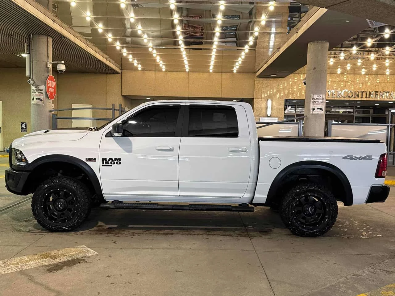 Dodge RAM 1500 * Warlock * ПОВДИГНАТ * ALPINE * КАМЕРА, снимка 2 - Автомобили и джипове - 54585954