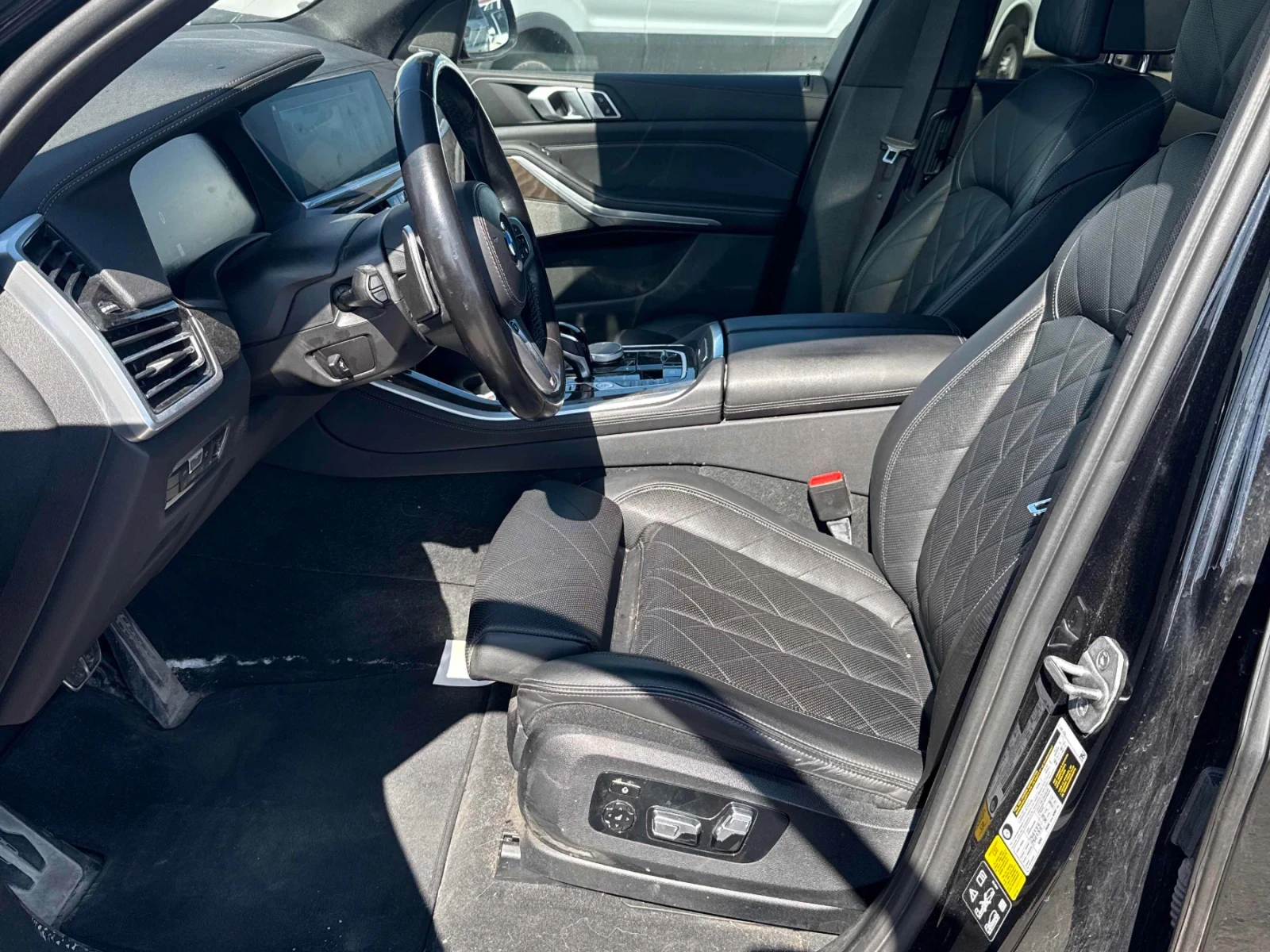 BMW X5 XDrive40i* HARMAN KARDON* HEAD-UP* ПОДГРЕВ* ОБДУХВ, снимка 6 - Автомобили и джипове - 55443394