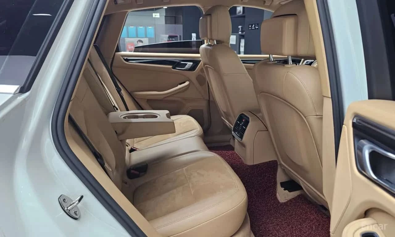Porsche Macan | АВТОКРЕДИТ БЕЗ ПЪРВОНАЧАЛНА ВНОСКА | , снимка 12 - Автомобили и джипове - 55565357
