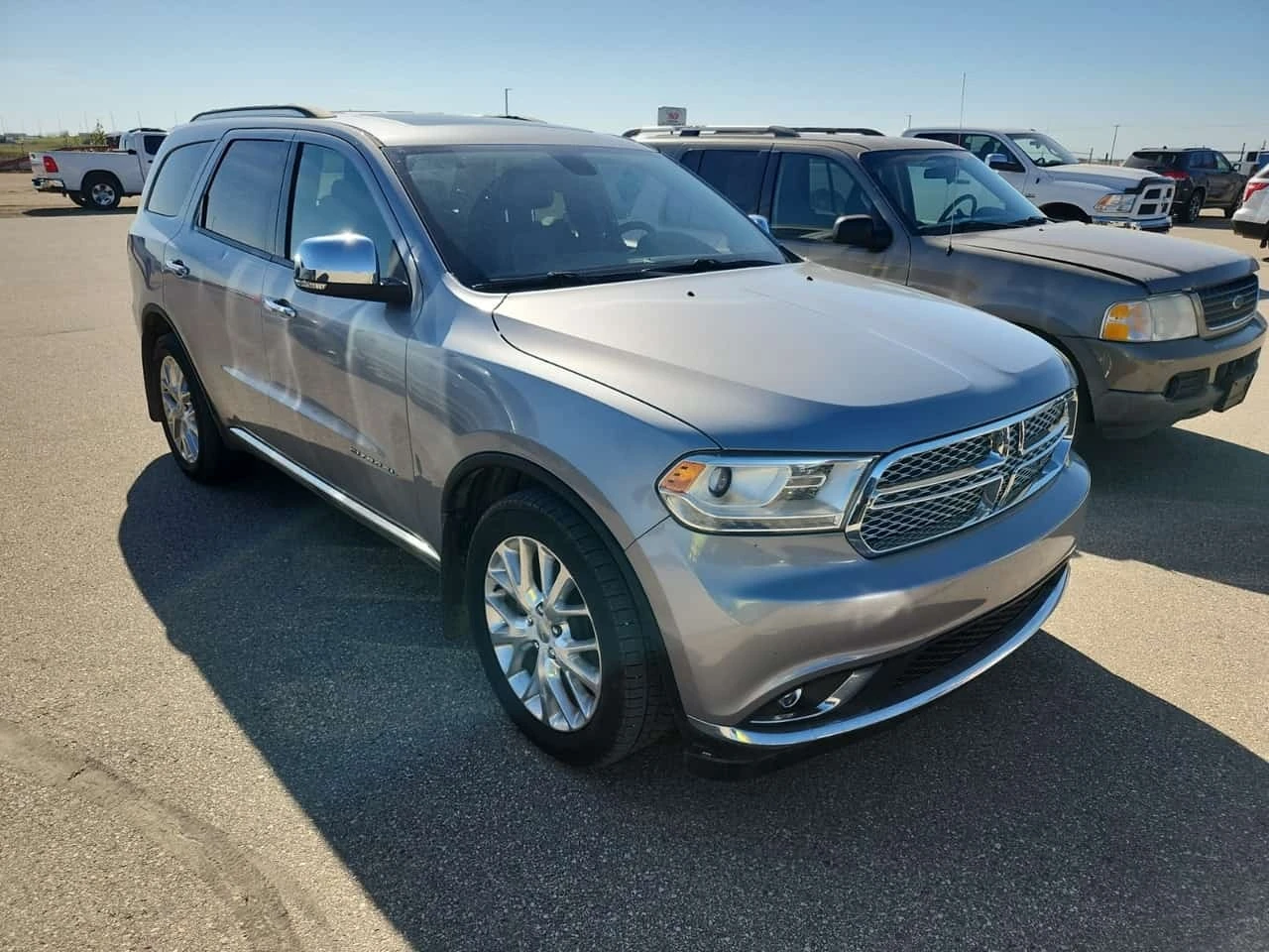 Dodge Durango * CITADEL * ПОДГРЕВ * ОБДУХВАНЕ * REMOTE START * , снимка 2 - Автомобили и джипове - 56223642
