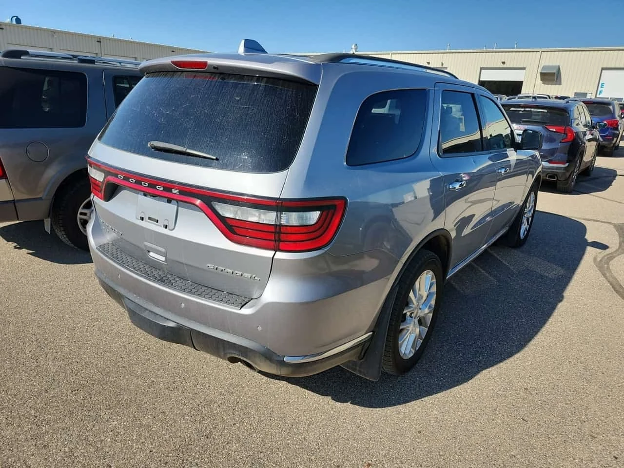 Dodge Durango * CITADEL * ПОДГРЕВ * ОБДУХВАНЕ * REMOTE START * , снимка 3 - Автомобили и джипове - 56223642
