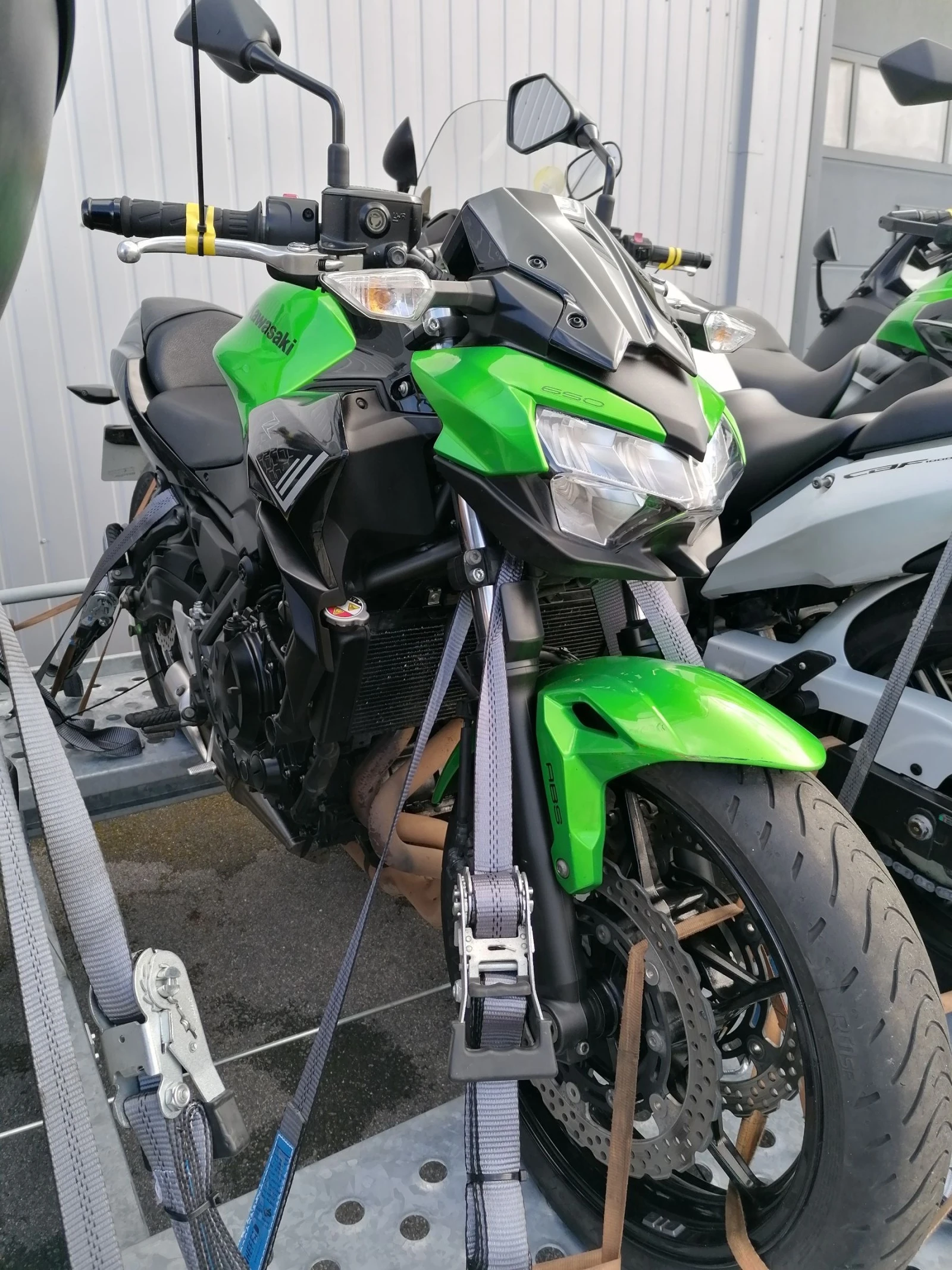 Kawasaki Z 650i ABS | Mobile.bg   14
