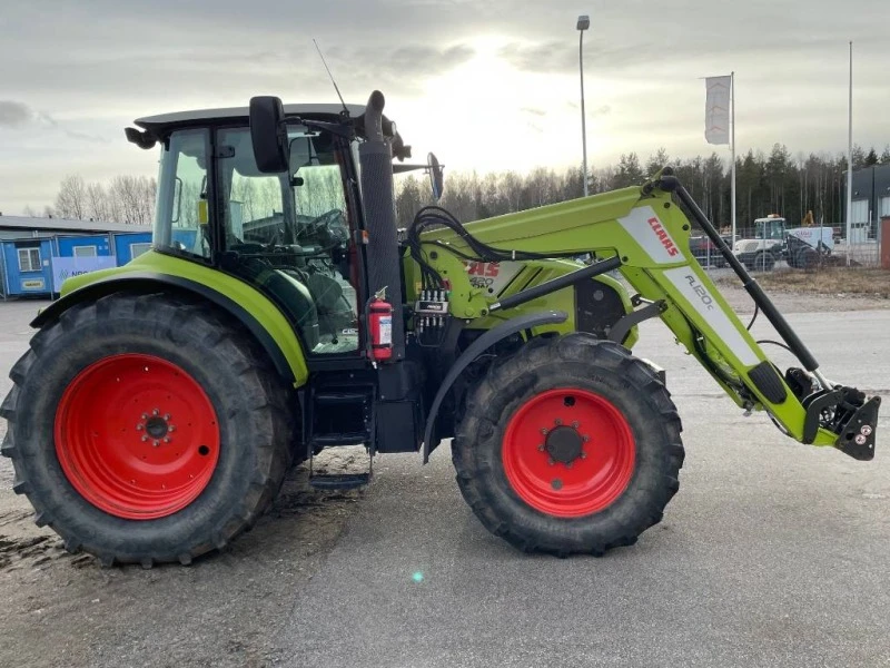 Трактор Claas Трактор с челен товарач CLAAS ARION 420 + FL 120  , снимка 2 - Селскостопанска техника - 45525530