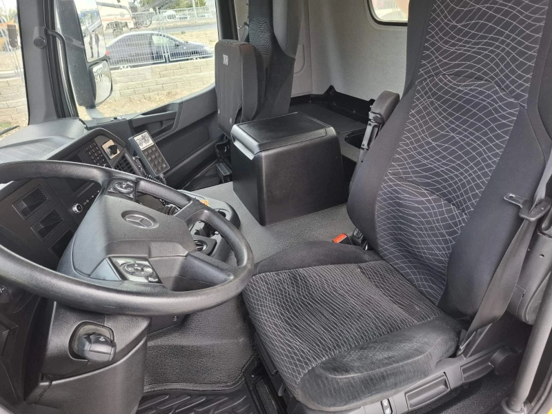 Бетон миксер Mercedes 3243 AROCS, снимка 15 - Индустриална техника - 52330562