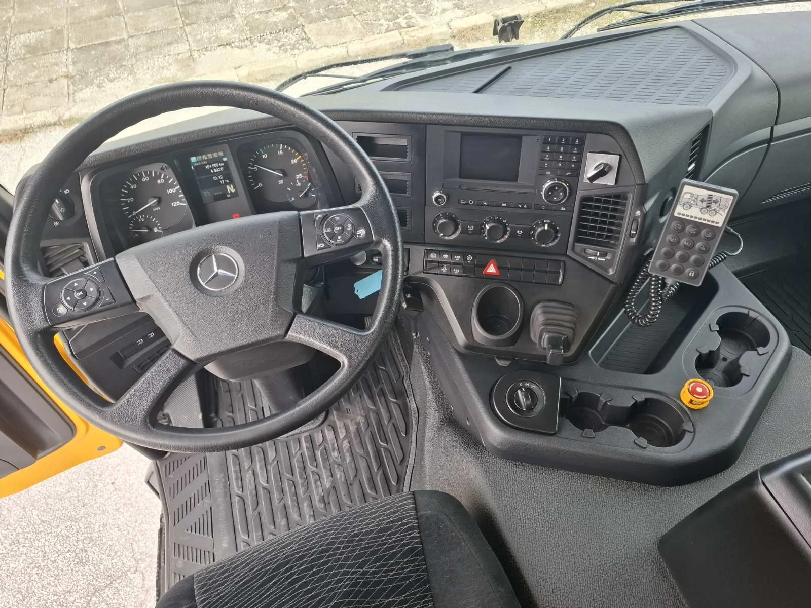   Mercedes 3243 AROCS | Mobile.bg   17