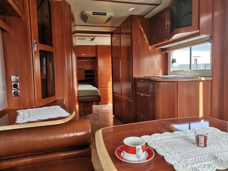 Каравана Tabbert Puccini 655, снимка 8 - Каравани и кемпери - 51287720