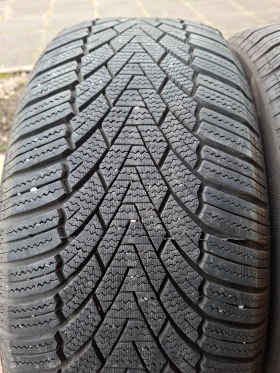 Гуми Зимни 235/50R18, снимка 3 - Гуми и джанти - 53048640