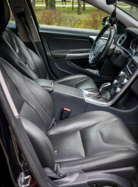 Volvo V60 D6, снимка 11