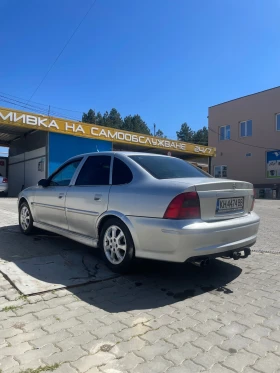 Opel Vectra 1.8i LPG, снимка 3