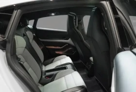 Porsche Taycan 4S = SportDesign = Гаранция, снимка 12