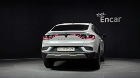 Renault Arkana 1.6* BLIND SPOT* ПОДГРЕВ ВОЛАН* КРАЙНА ЦЕНА, снимка 4