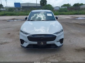 Ford Mustang Mach-E GT* AWD* 360* КАМЕРА* ПОДГРЕВ* KEYLESS* , снимка 3