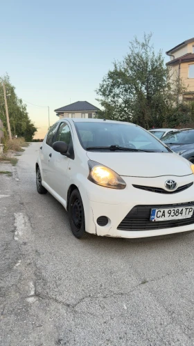 Toyota Aygo Бензин 1.0 68к.с., снимка 3