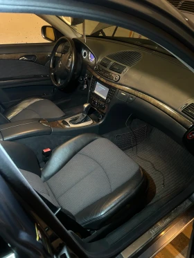 Mercedes-Benz E 320 CDI, снимка 11