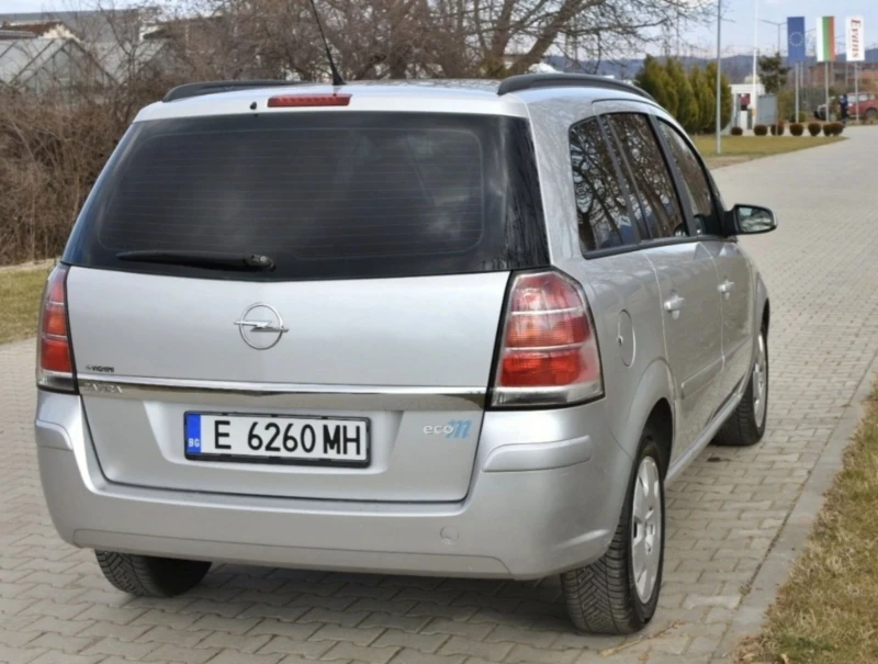 Opel Zafira Ван, снимка 6 - Автомобили и джипове - 49200718