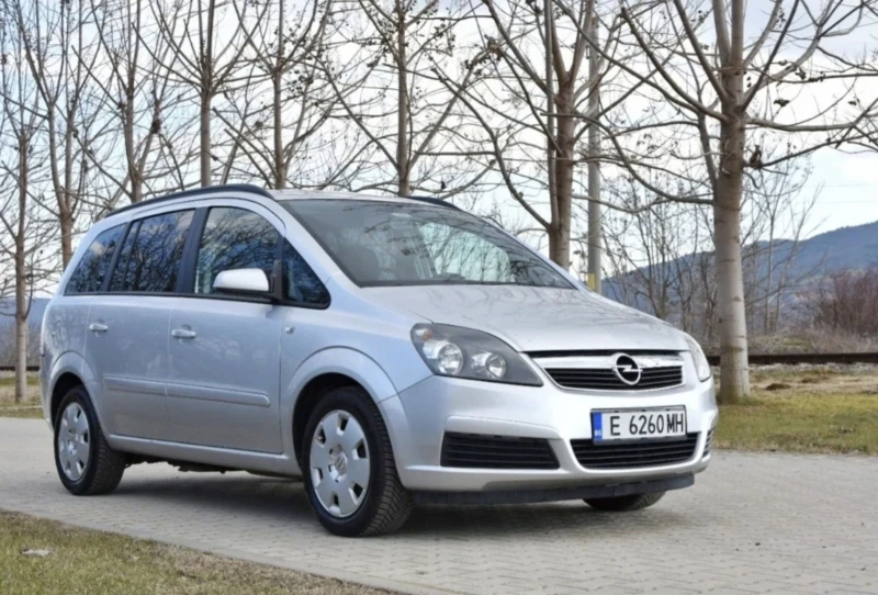 Opel Zafira Ван, снимка 2 - Автомобили и джипове - 49200718