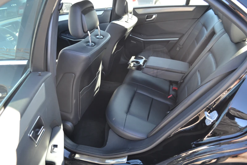 Mercedes-Benz E 250 250CDI, снимка 6 - Автомобили и джипове - 52522635