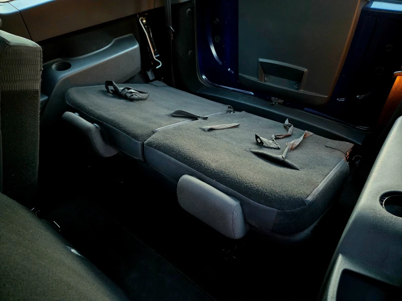 Dacia Lodgy 1.5 DCI Navi Климатик 1-Собственик 7-Седалки, снимка 10 - Автомобили и джипове - 52878505