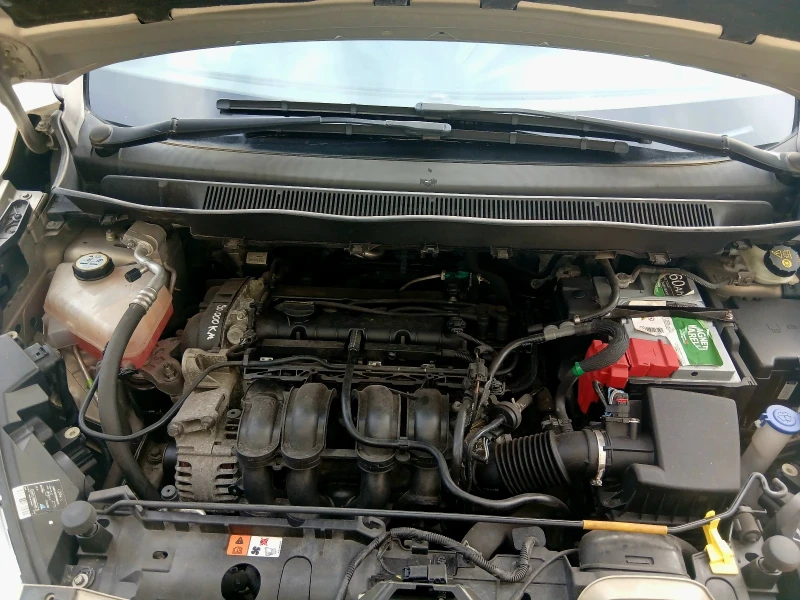 Ford B-Max 1.6i Avtomatic 98000km, снимка 15 - Автомобили и джипове - 53136242