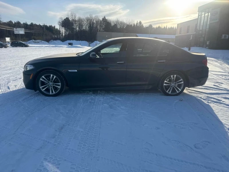 BMW 528 * 528i xDrive * CARFAX * БЕЗ ПЪРВОНАЧАЛНА ВНОСКА, снимка 2 - Автомобили и джипове - 53200243