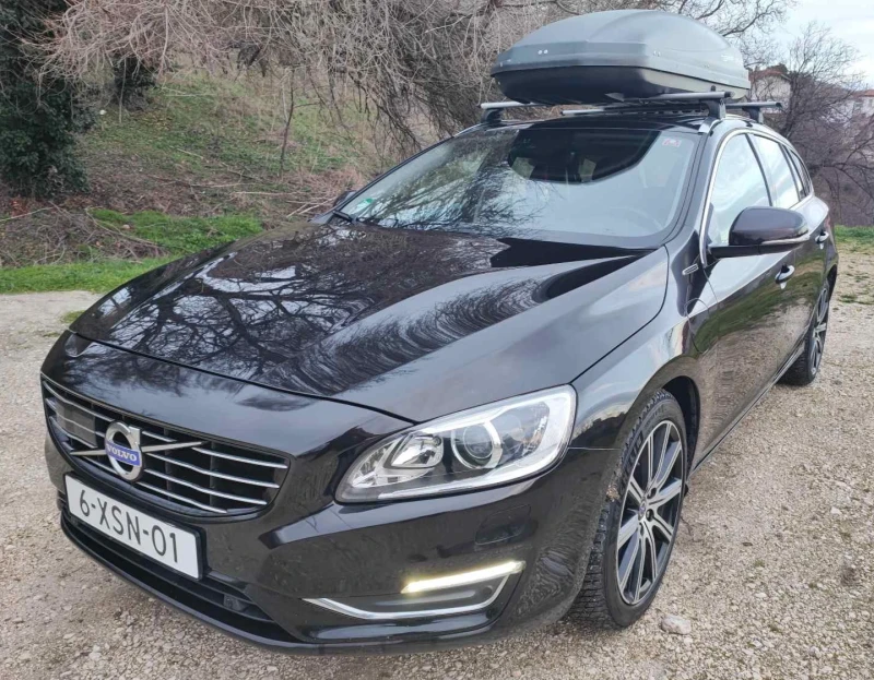 Volvo V60 D6, снимка 2 - Автомобили и джипове - 53597701