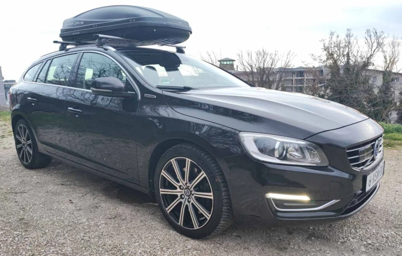 Volvo V60 D6, снимка 8 - Автомобили и джипове - 53597701