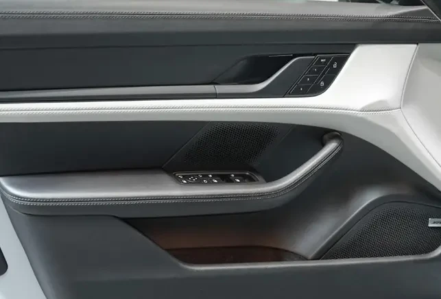 Porsche Taycan 4S = SportDesign = Гаранция, снимка 5 - Автомобили и джипове - 54608672