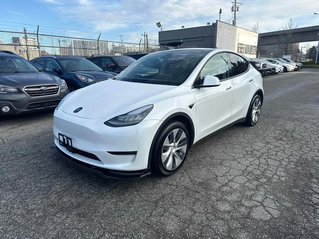 Tesla Model Y Long Range AWD * CARFAX * БЕЗ ПЪРВОНАЧАЛНА ВНОСК, снимка 1