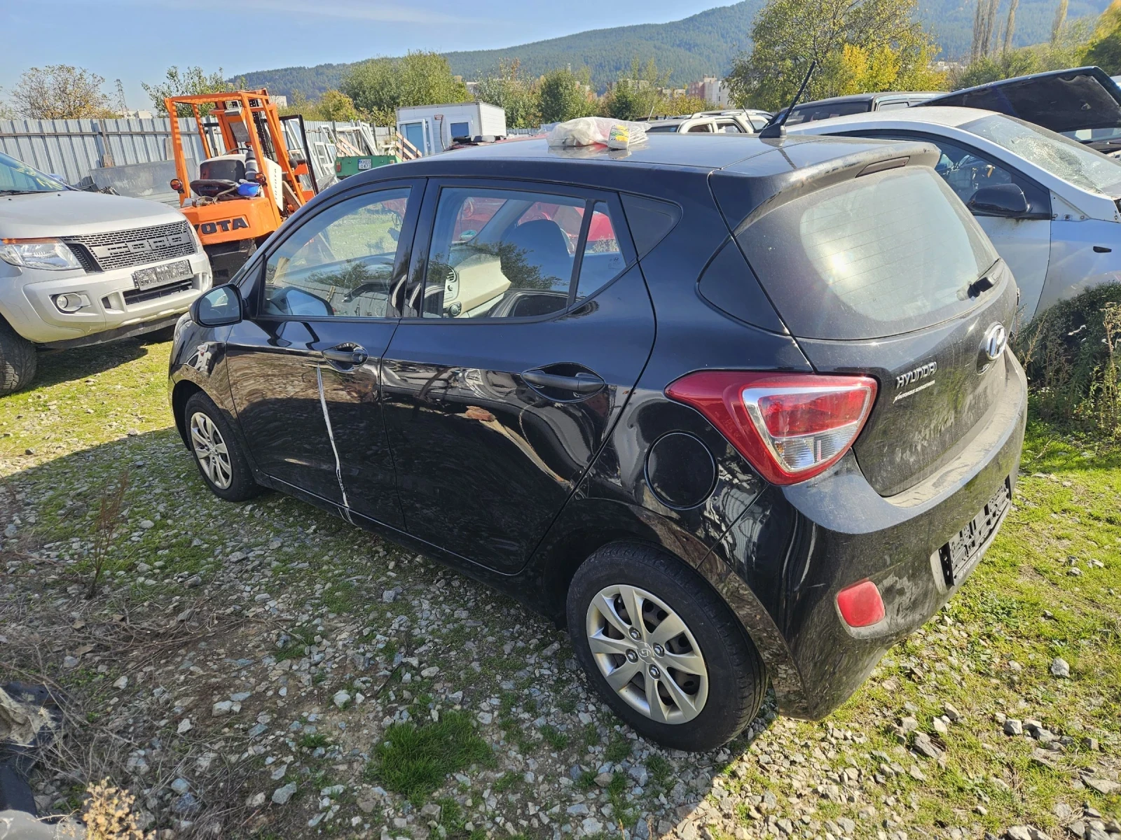 Hyundai I10 1.0 - изображение 2