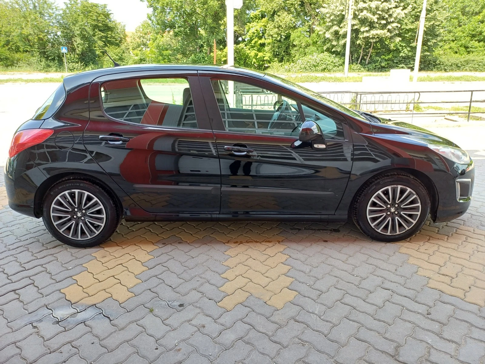 Peugeot 308 1.6HDI  FACELIFT - изображение 4