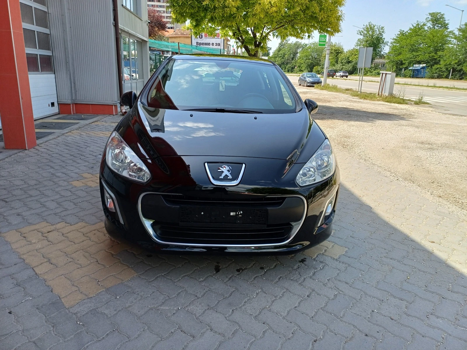 Peugeot 308 1.6HDI  FACELIFT - изображение 2