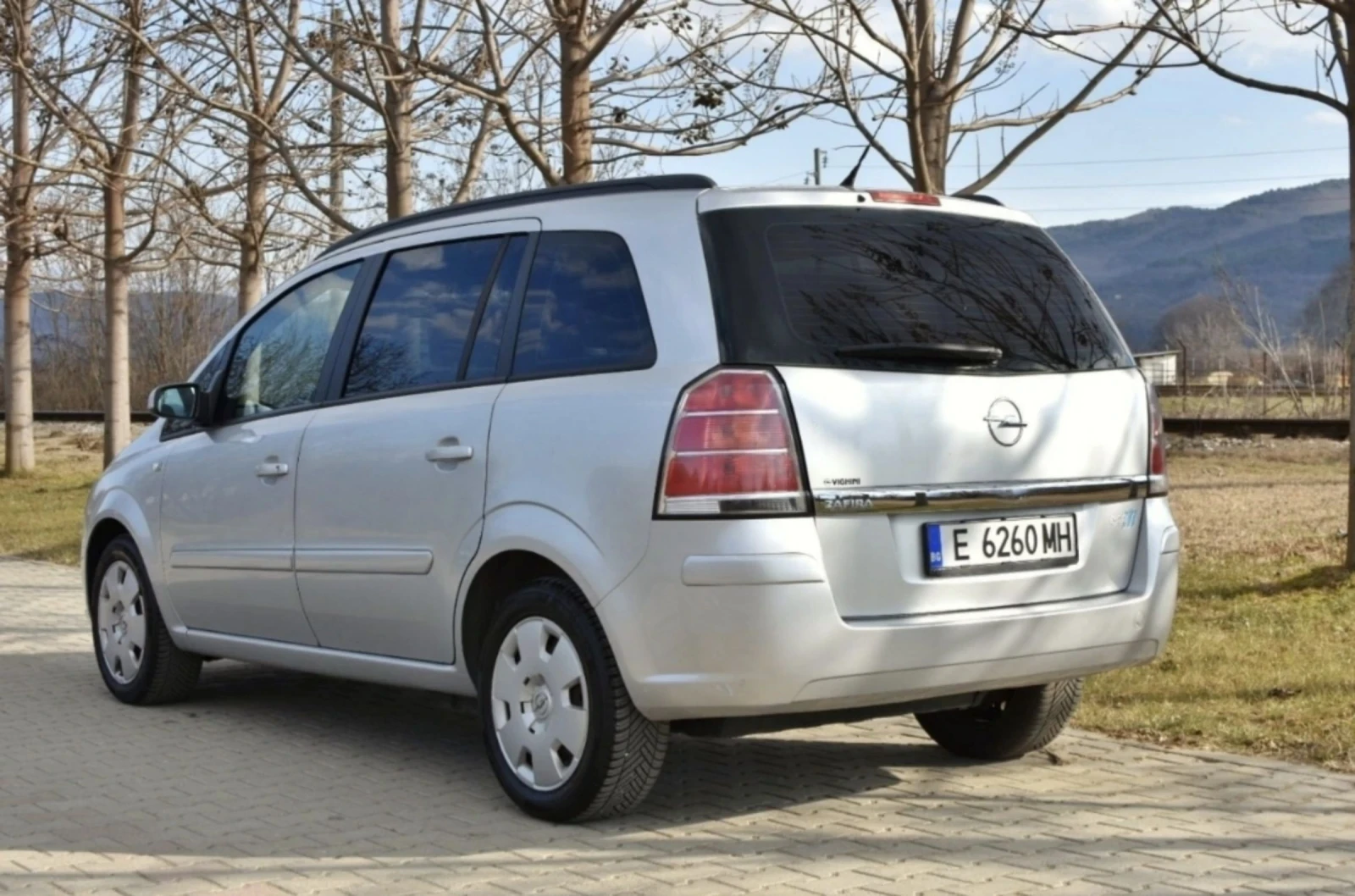 Opel Zafira Ван - изображение 4
