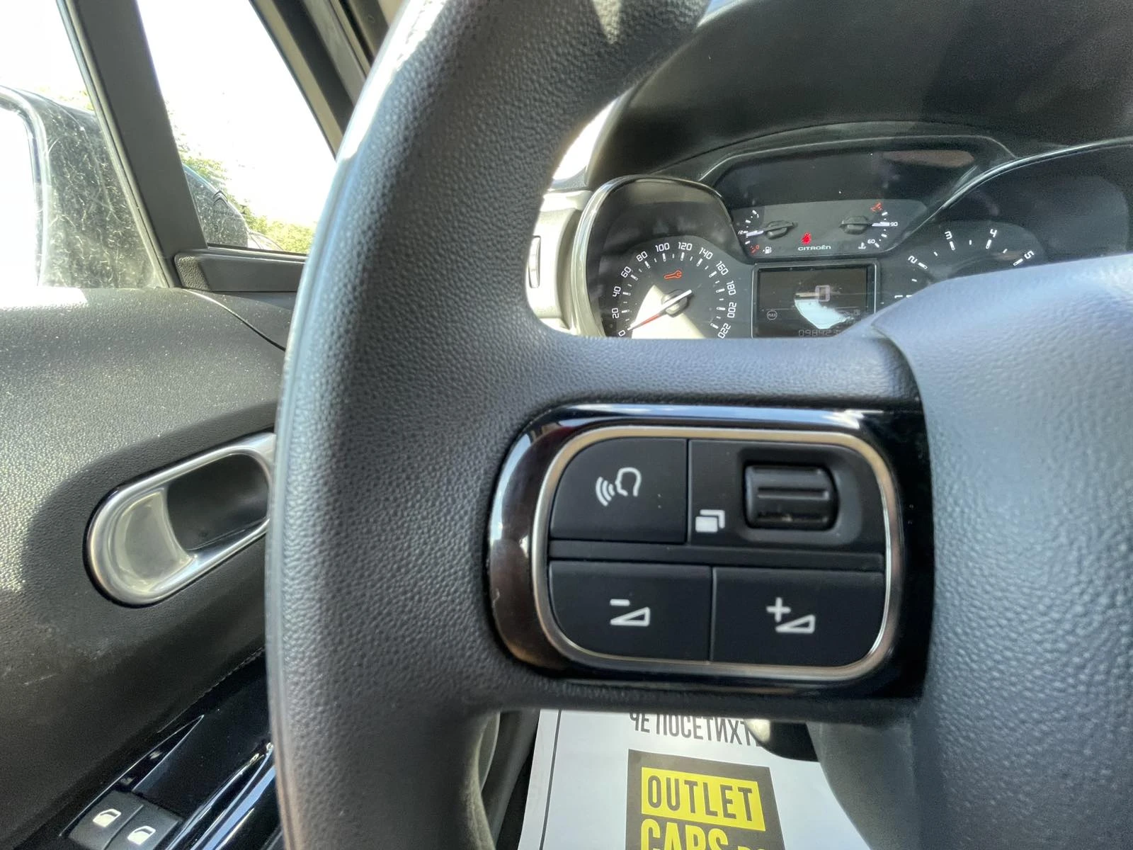 Citroen C3 1.2 PureTech 83 Shine+  | Mobile.bg   11