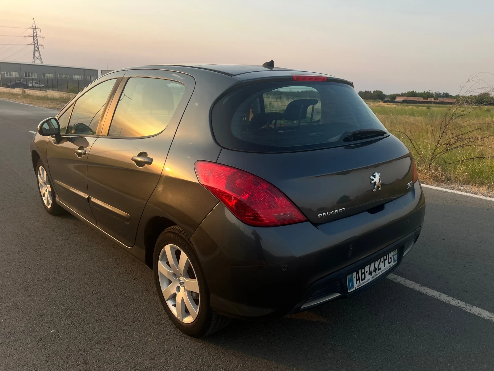 Peugeot 308 1.6HDI/Panorama/Dual-zone Climate/110PS/Euro4 - изображение 7