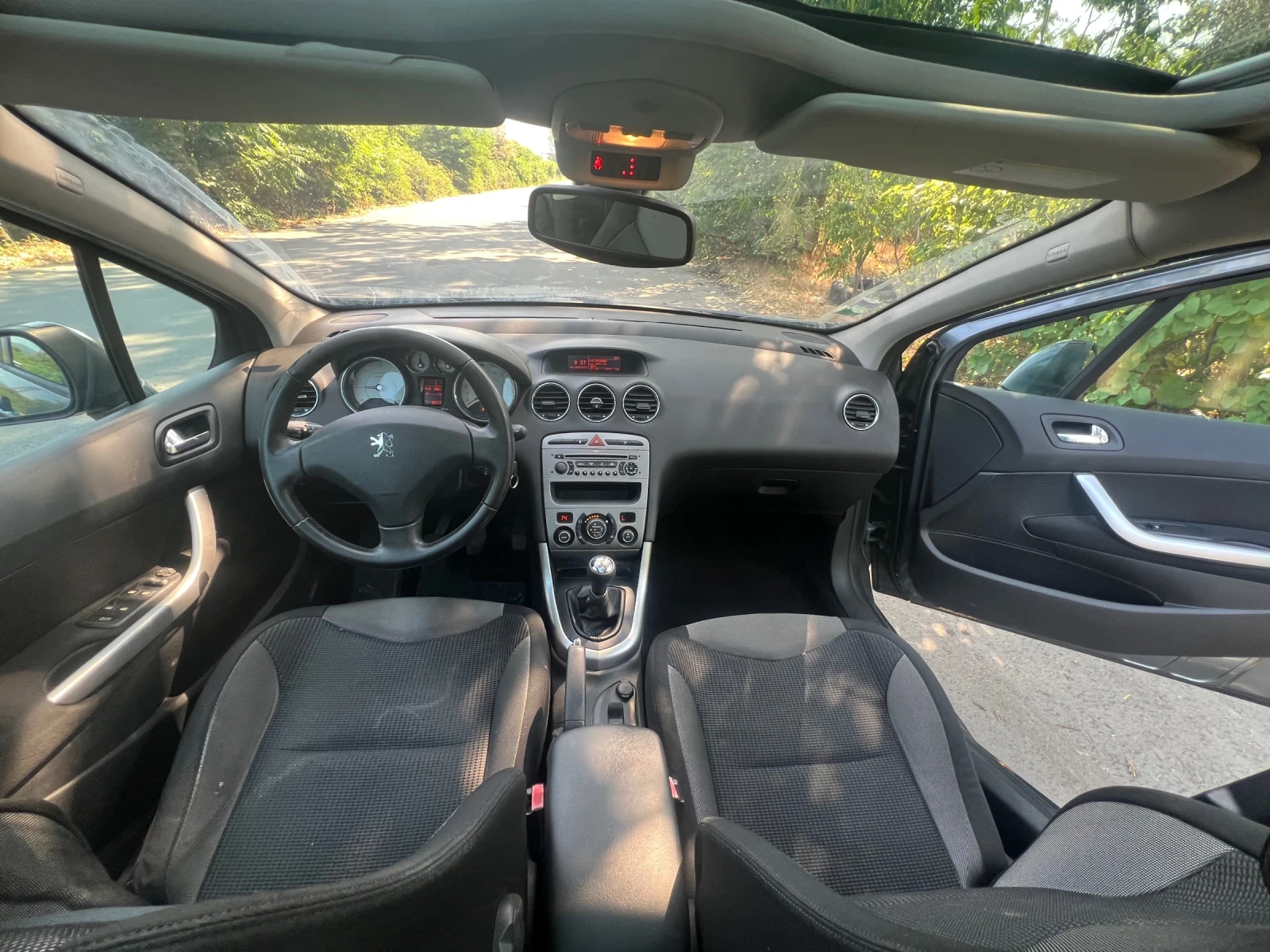 Peugeot 308 1.6HDI/Panorama/Dual-zone Climate/110PS/Euro4 - изображение 7