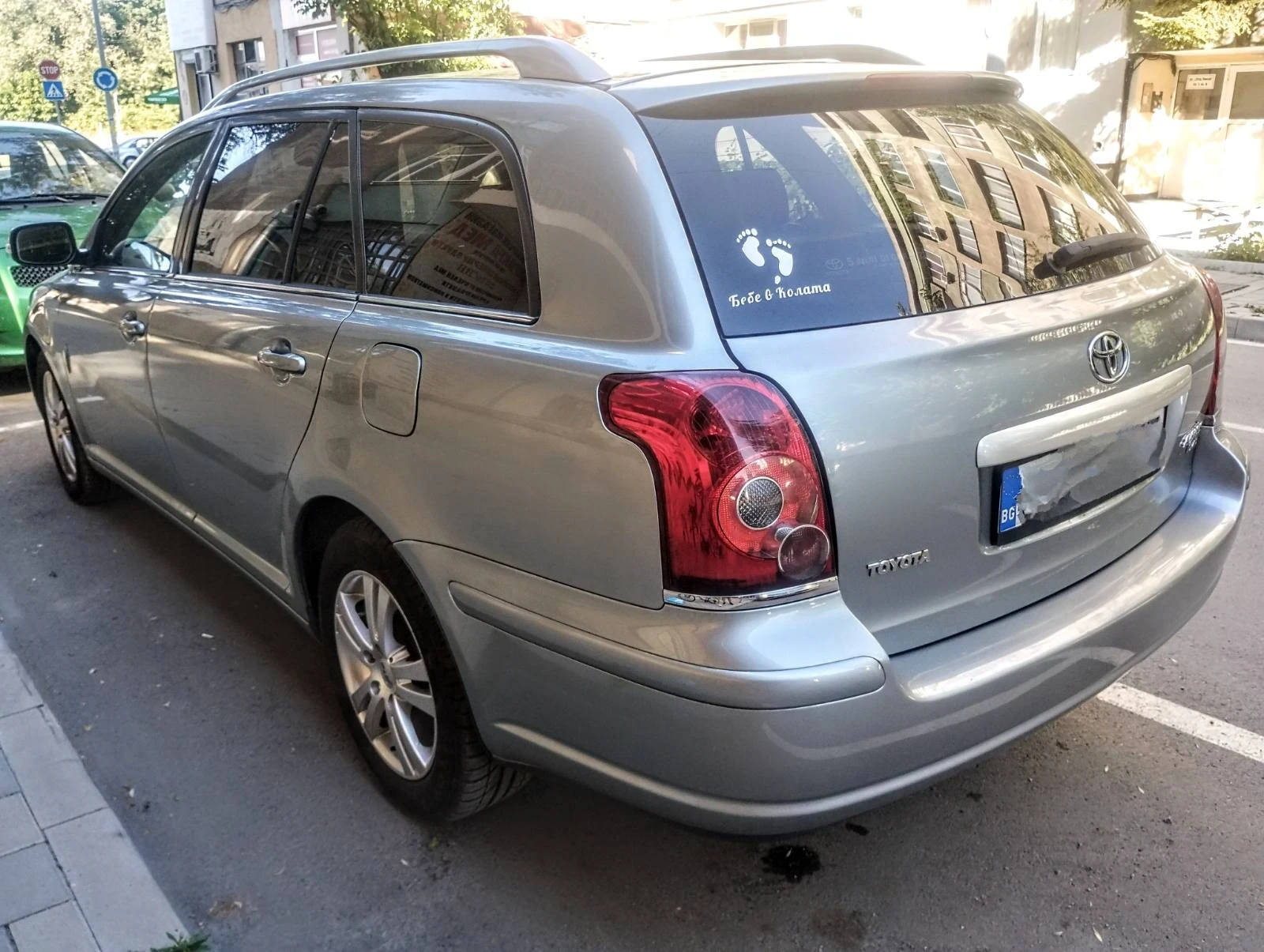 Toyota Avensis D4D - изображение 4