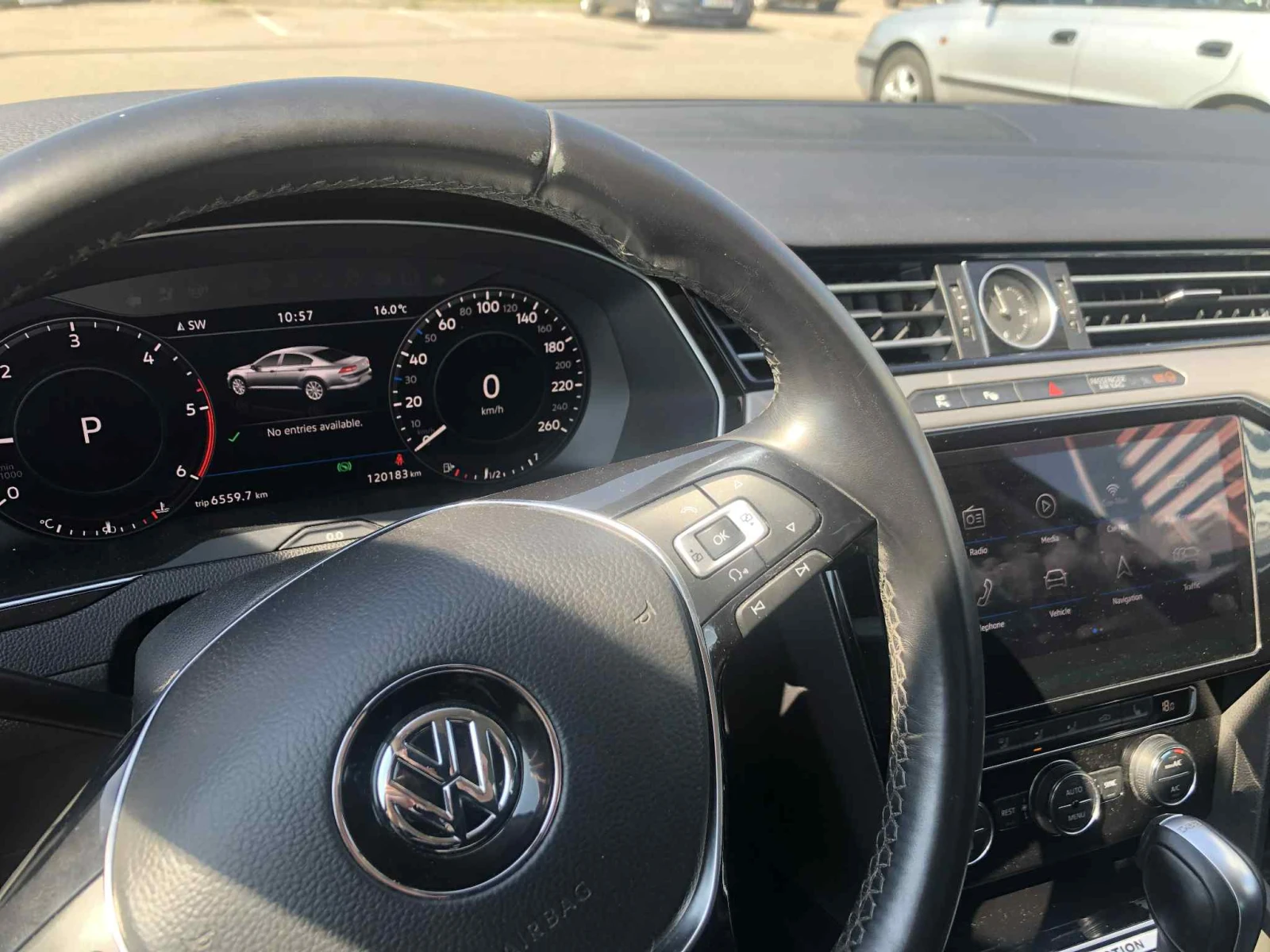 VW Passat Highline 2.0 TDI SCR BMT 4MOTION - изображение 4