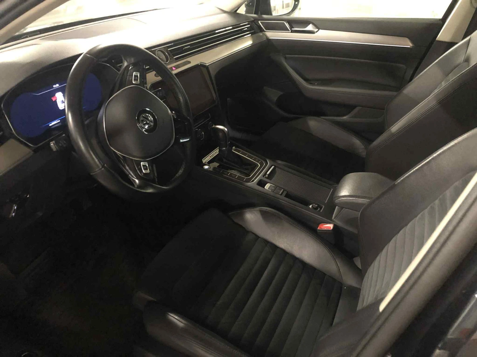VW Passat Highline 2.0 TDI SCR BMT 4MOTION - изображение 8