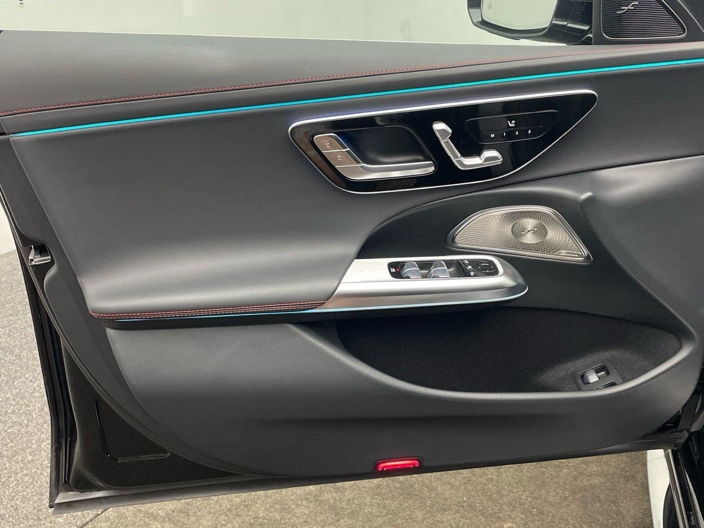 Mercedes-Benz E 53 AMG PLUG-IN HYBRID/4MATIC/BURM/360/ACTIVE RIDE/KEYLESS | Mobile.bg   9