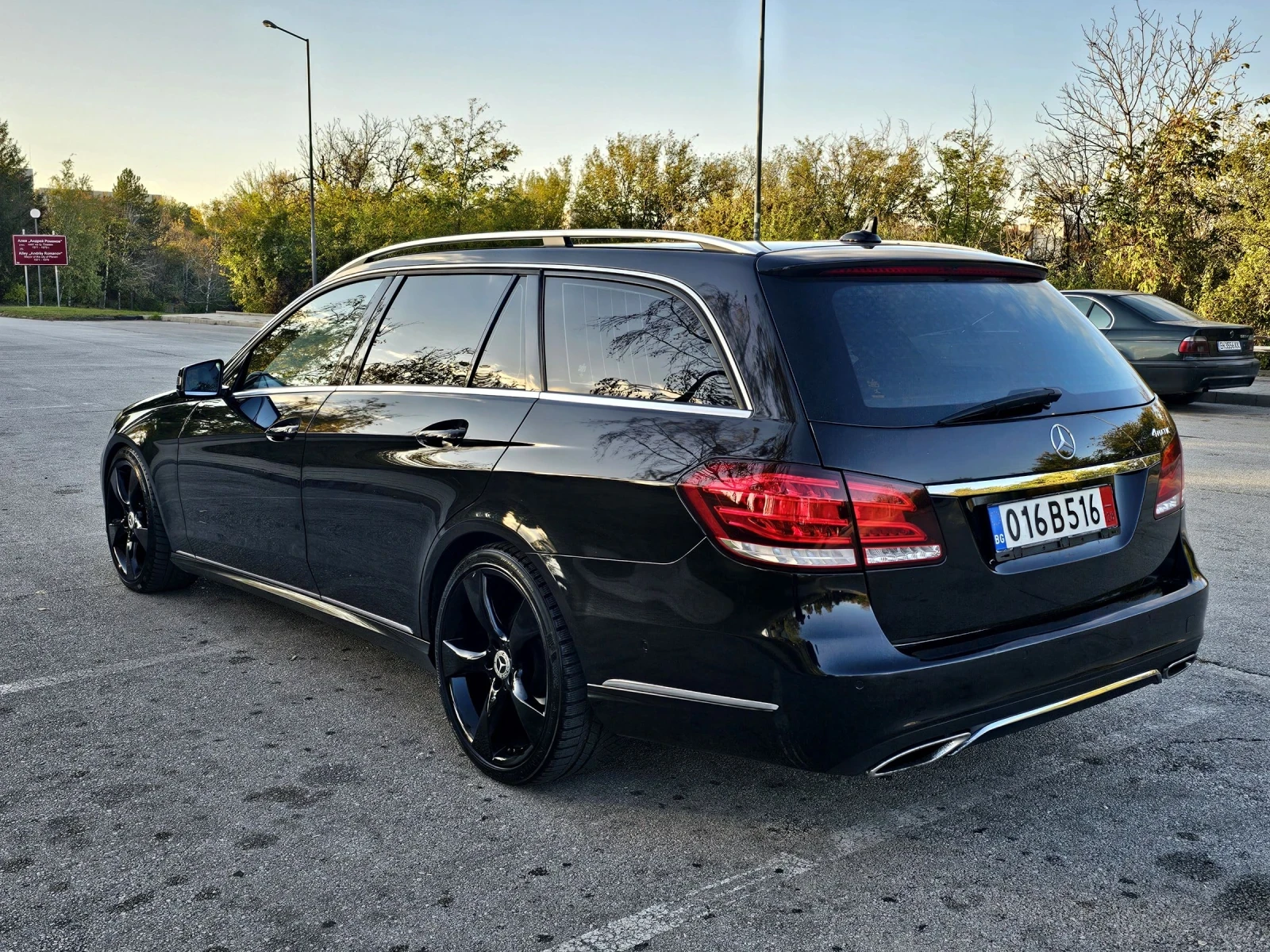 Mercedes-Benz E 250 Фейслифт, AMG, Avantgarde, 4 Matic  - изображение 8