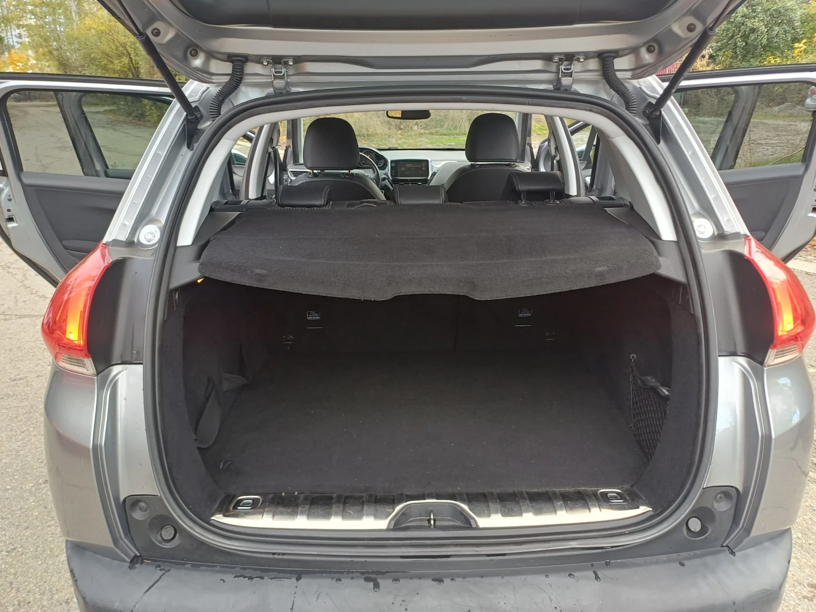 Peugeot 2008 1.6 BLUE HDI | Mobile.bg — изображение 12