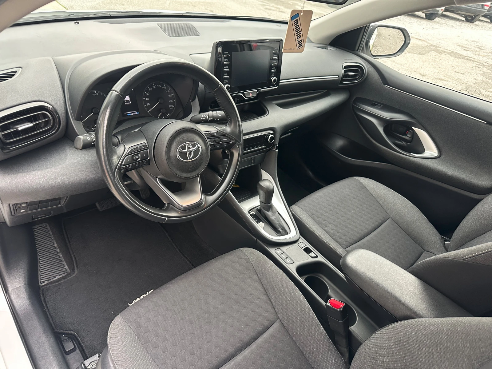 Toyota Yaris 1.5HYBRID | Mobile.bg   11