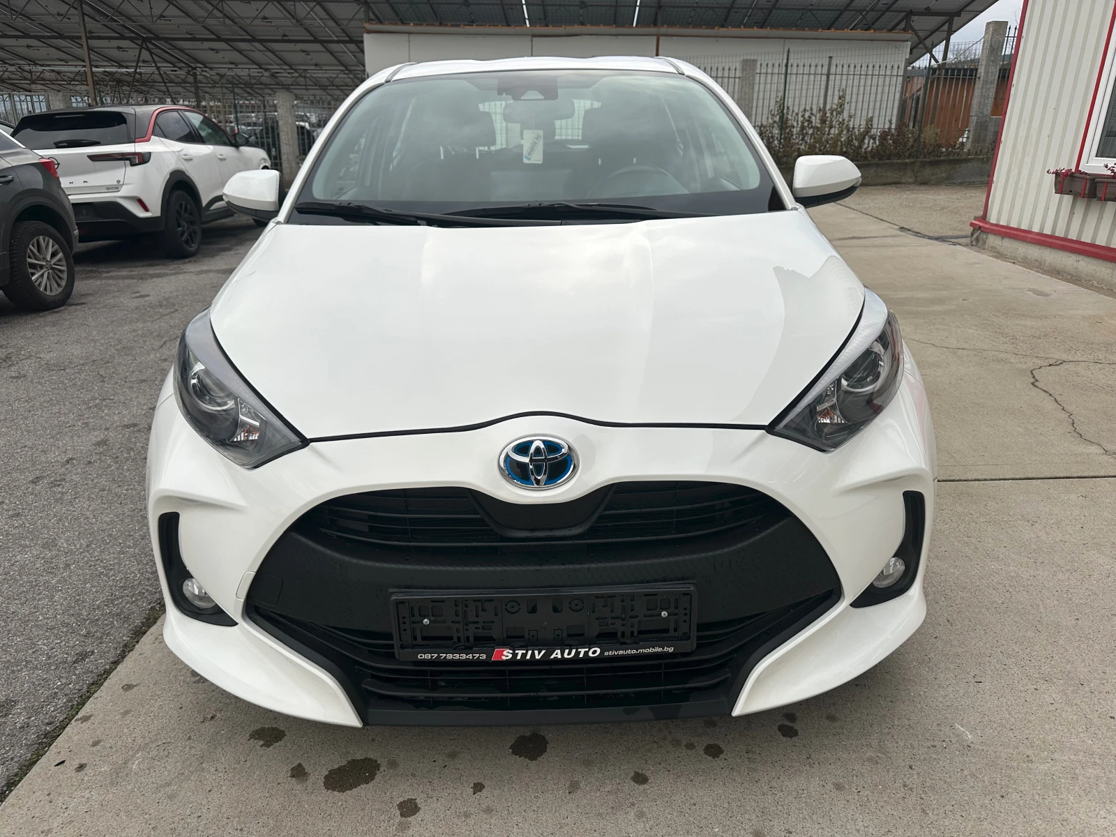 Toyota Yaris 1.5HYBRID | Mobile.bg   2