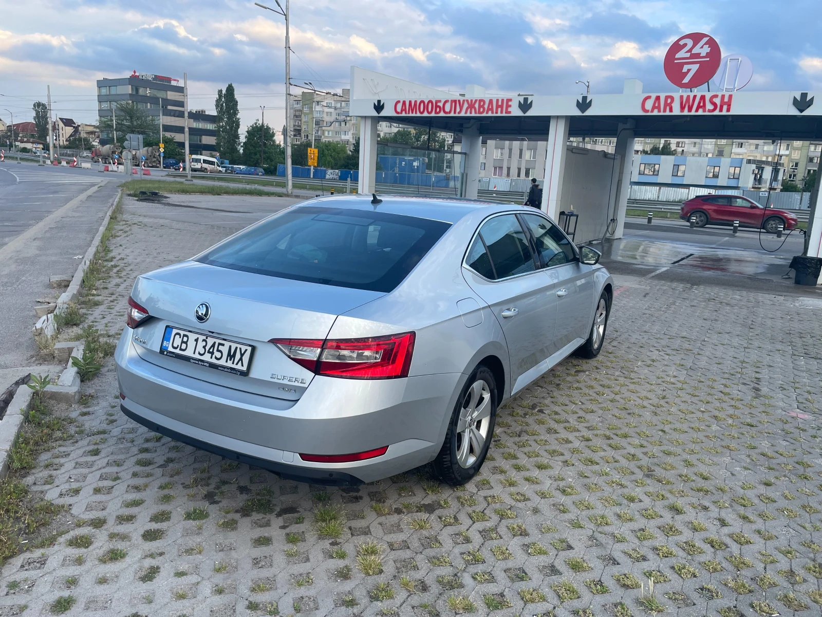 Skoda Superb  - изображение 4