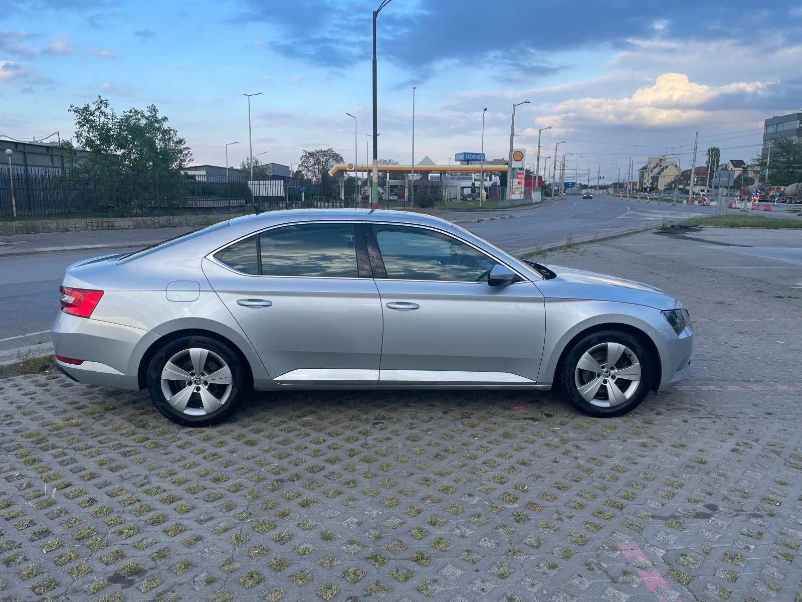 Skoda Superb  - изображение 3