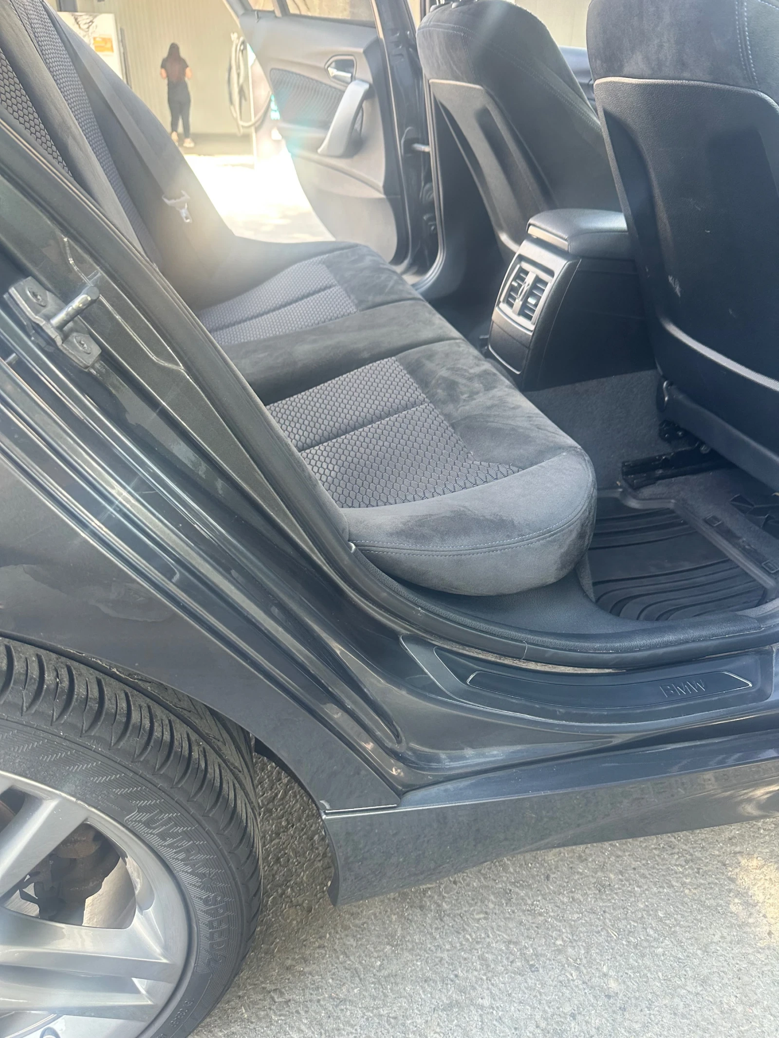 BMW 120 FULL M PACK + CarPlay + ������� + ���� Pirelli | Mobile.bg � ����������� 8