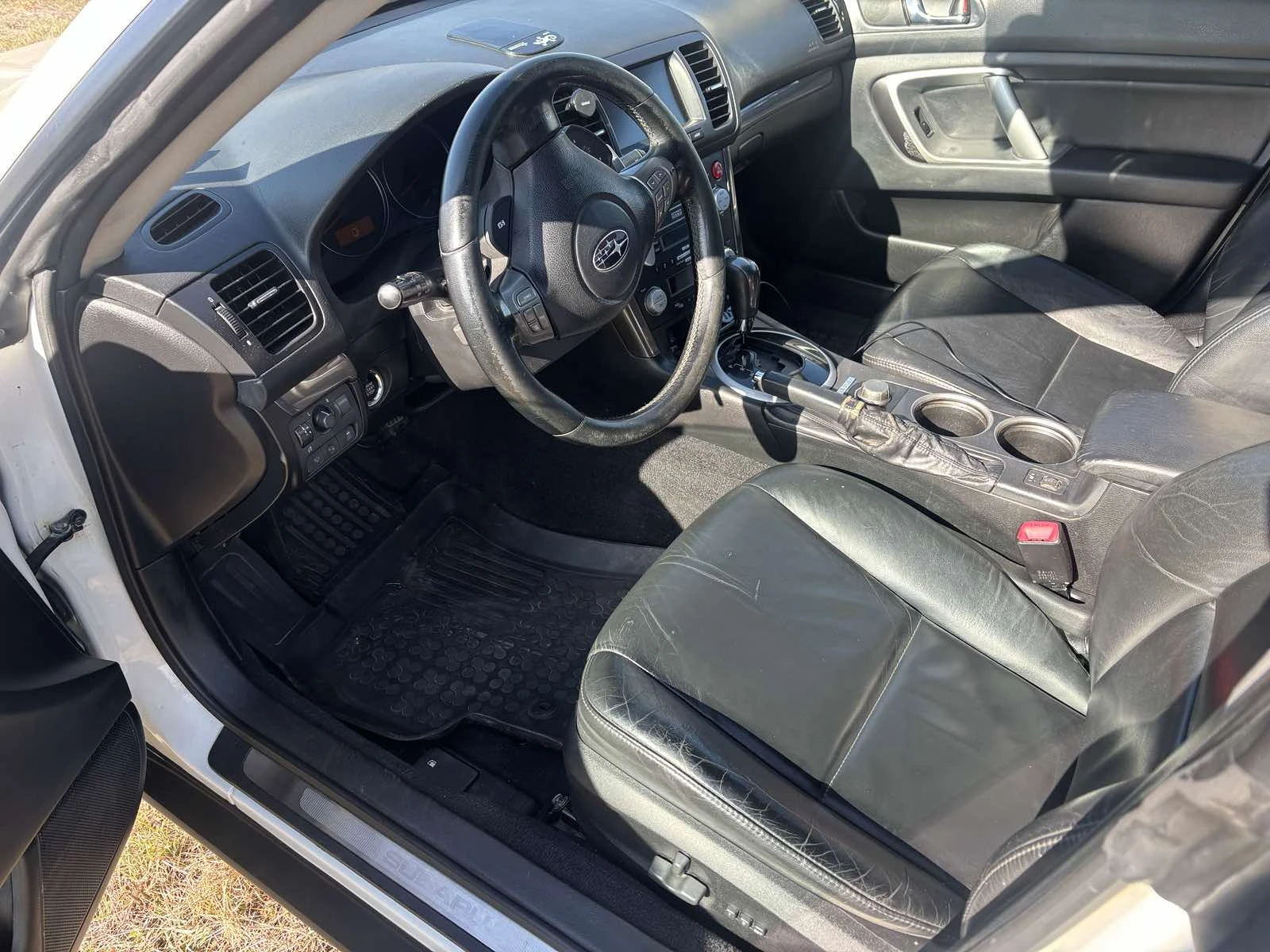 Subaru Outback H6, снимка 5 - Автомобили и джипове - 53811309